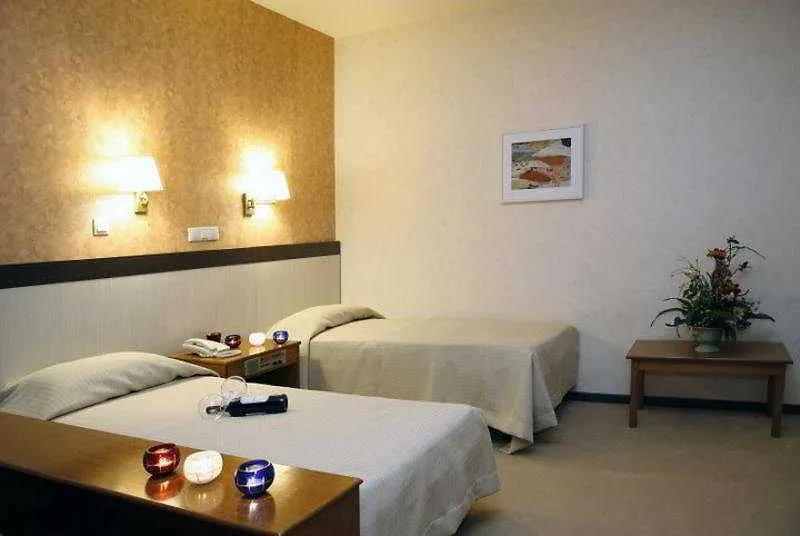 Queen Olga Hotel Selanik 3*,